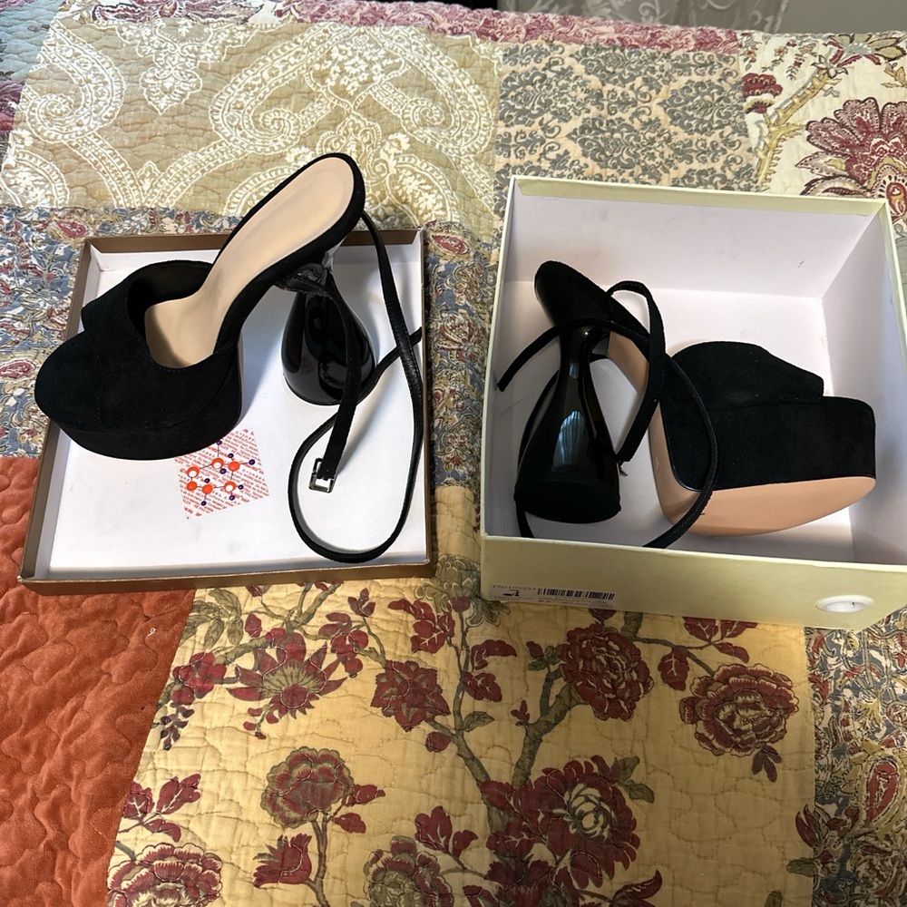 Chic Black Platform Heels